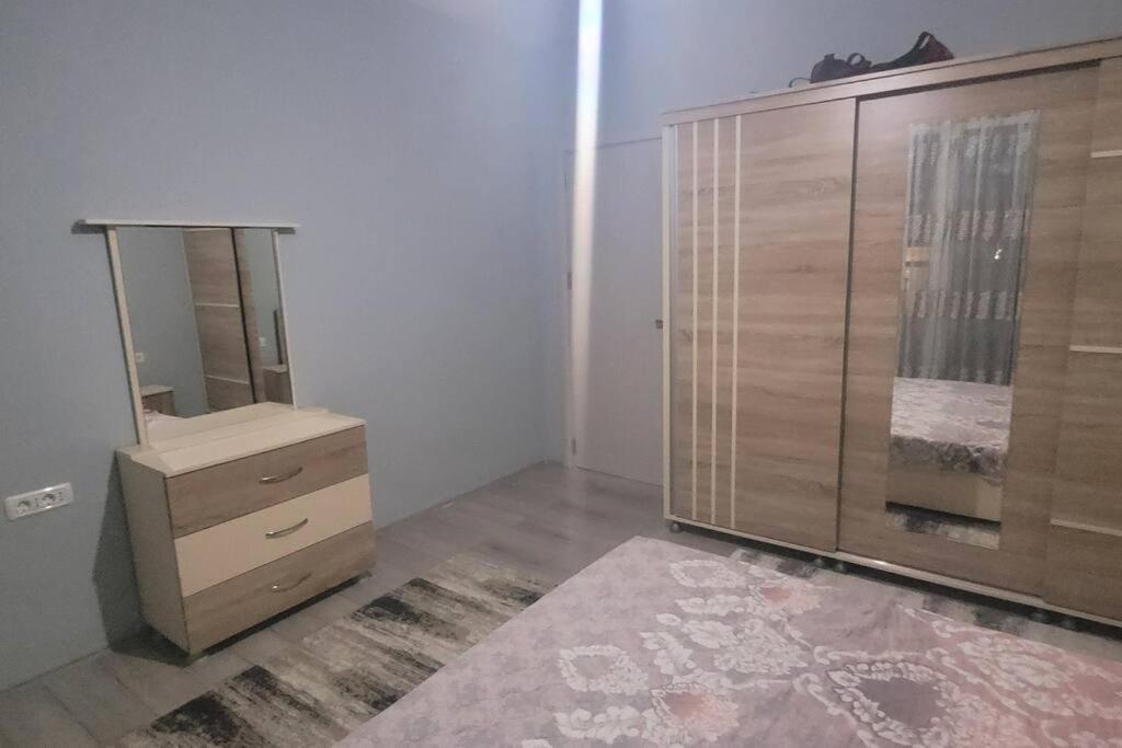 Lovely 2-bedroom apartment Skopje Buitenkant foto